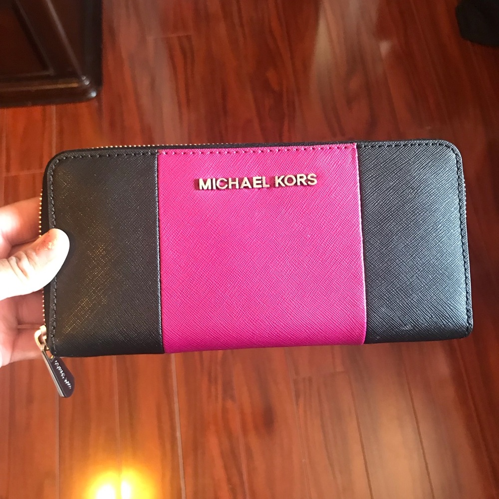 Authentic Michael Kors